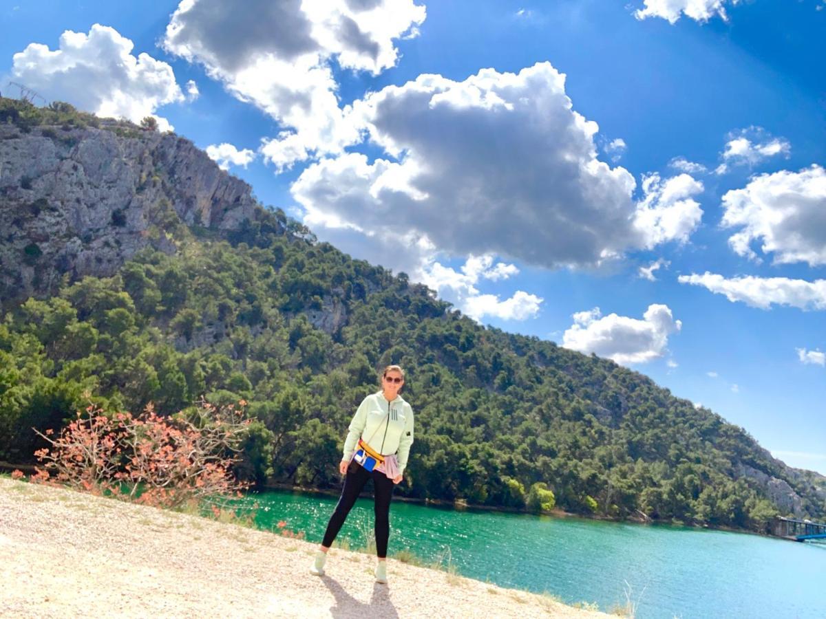 Casa Erceg Amor Vincit Omnia Skradin Esterno foto