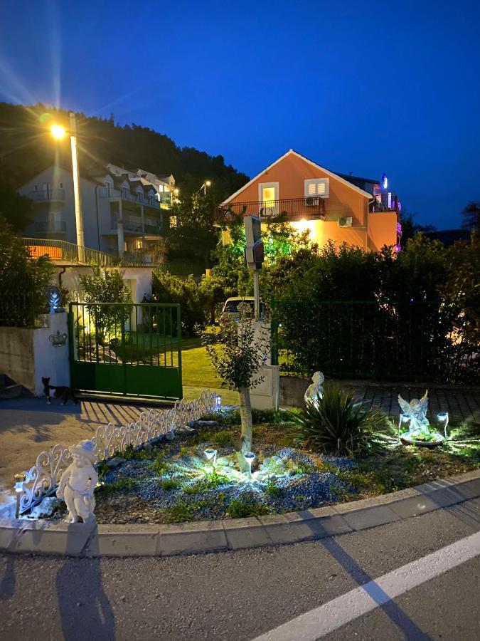 Casa Erceg Amor Vincit Omnia Skradin Esterno foto