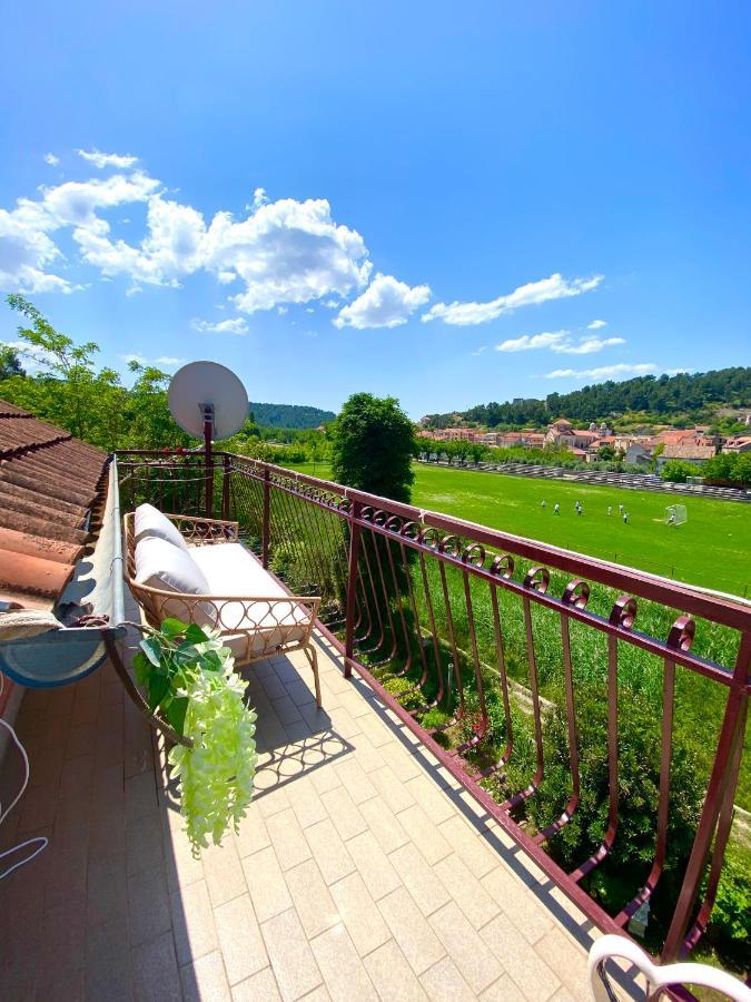 Casa Erceg Amor Vincit Omnia Skradin Esterno foto